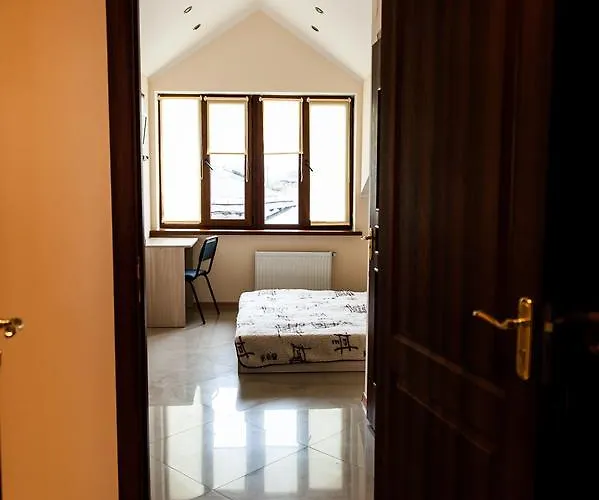 Han/Misafirhane Minihotel Freedom Lviv